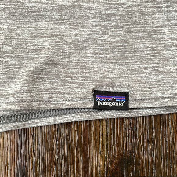 Patagonia Women’s Capilene Cool Daily Graphic T-Short EUC Sz S - Picture 4 of 8